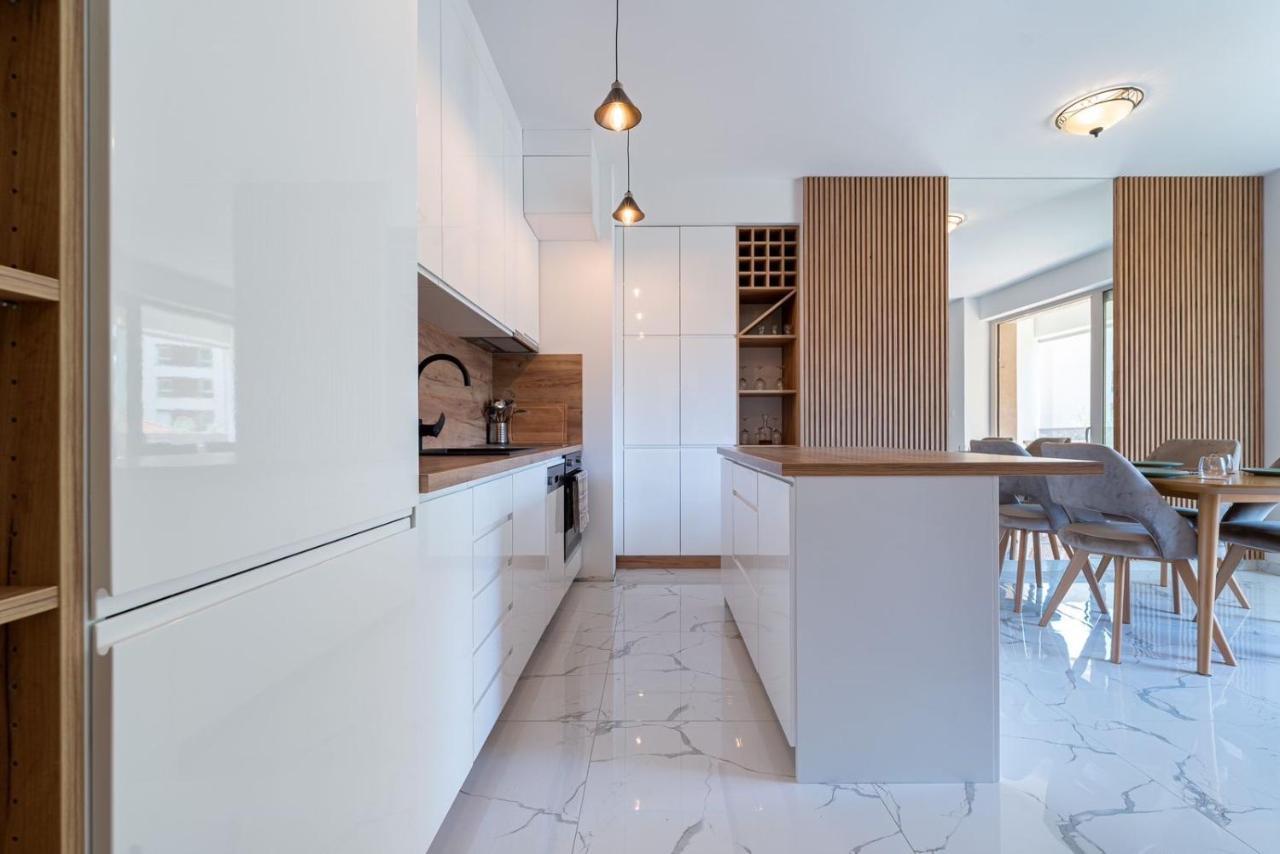 Aura Tower Apartments By Gaby Rafajlovići Εξωτερικό φωτογραφία