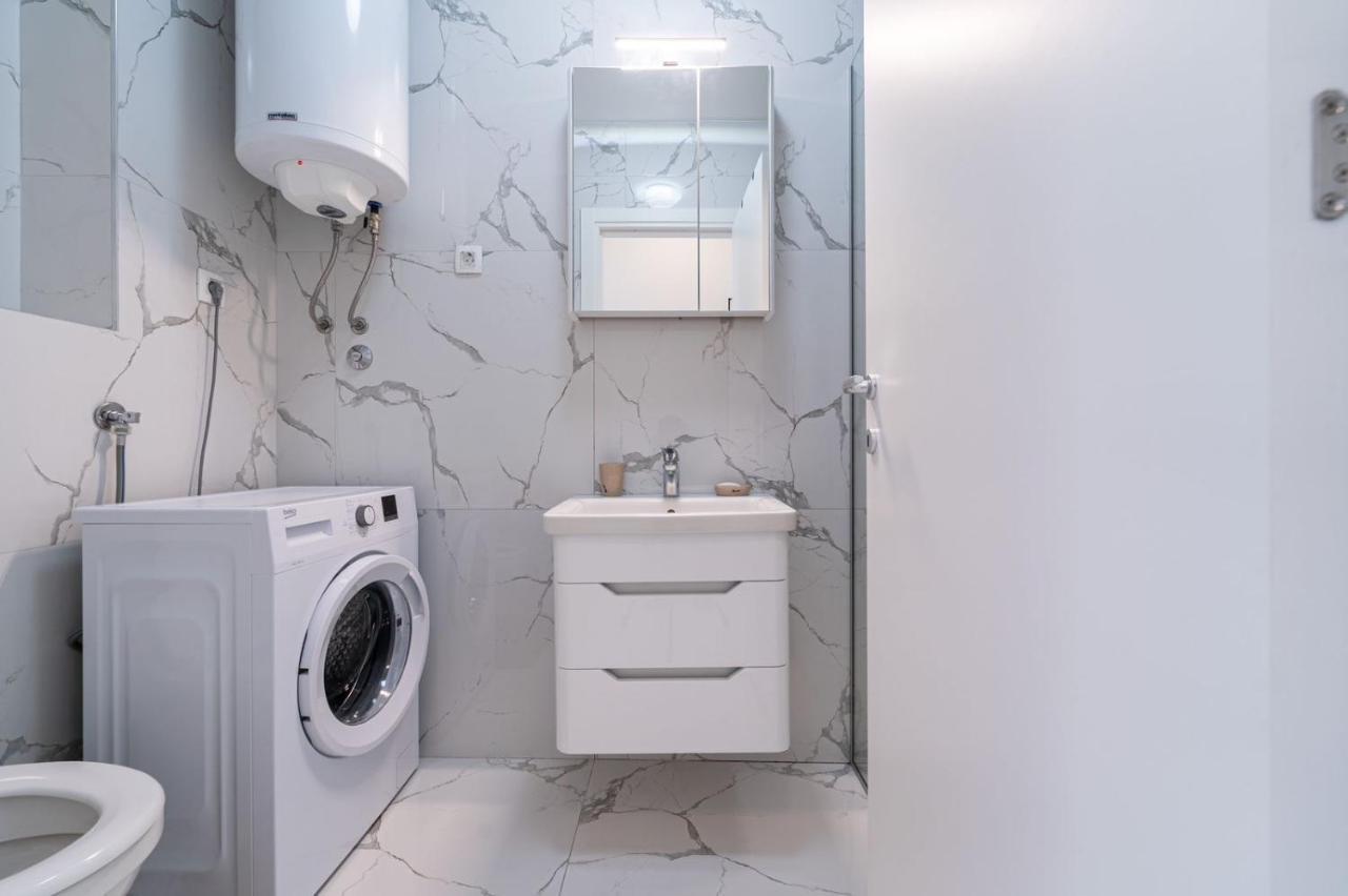Aura Tower Apartments By Gaby Rafajlovići Εξωτερικό φωτογραφία